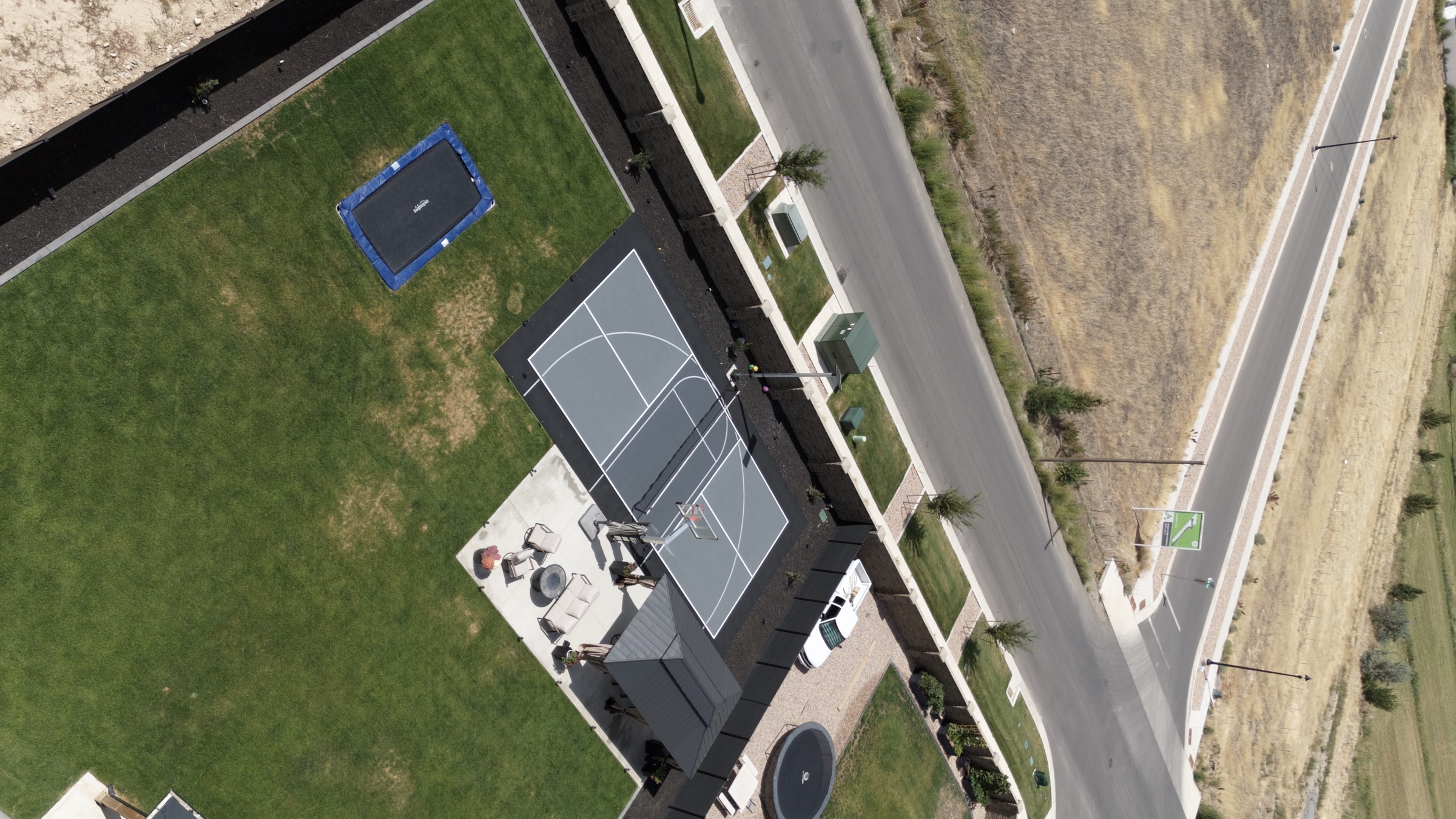 Finished court surface