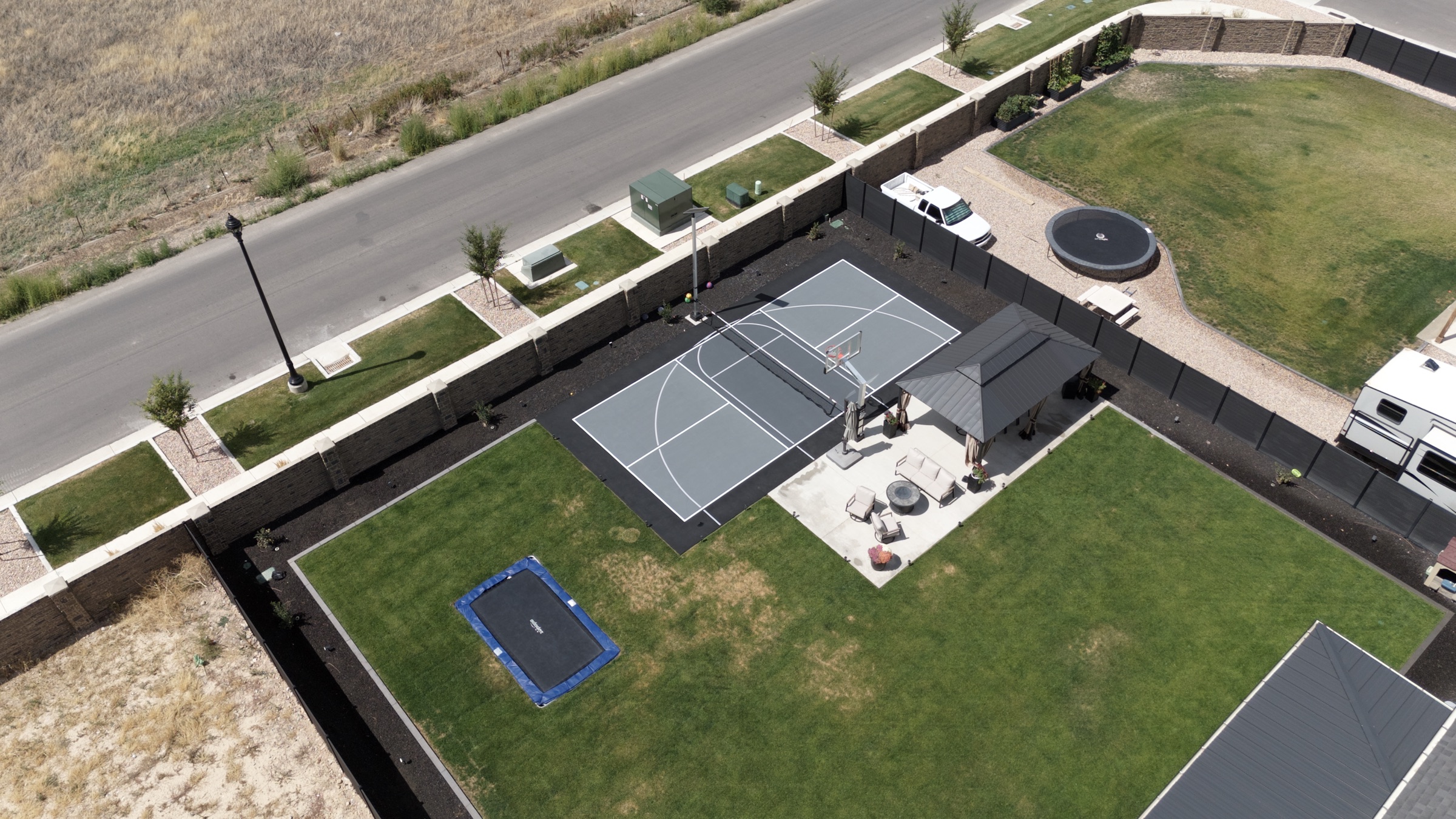 Court finishing details
